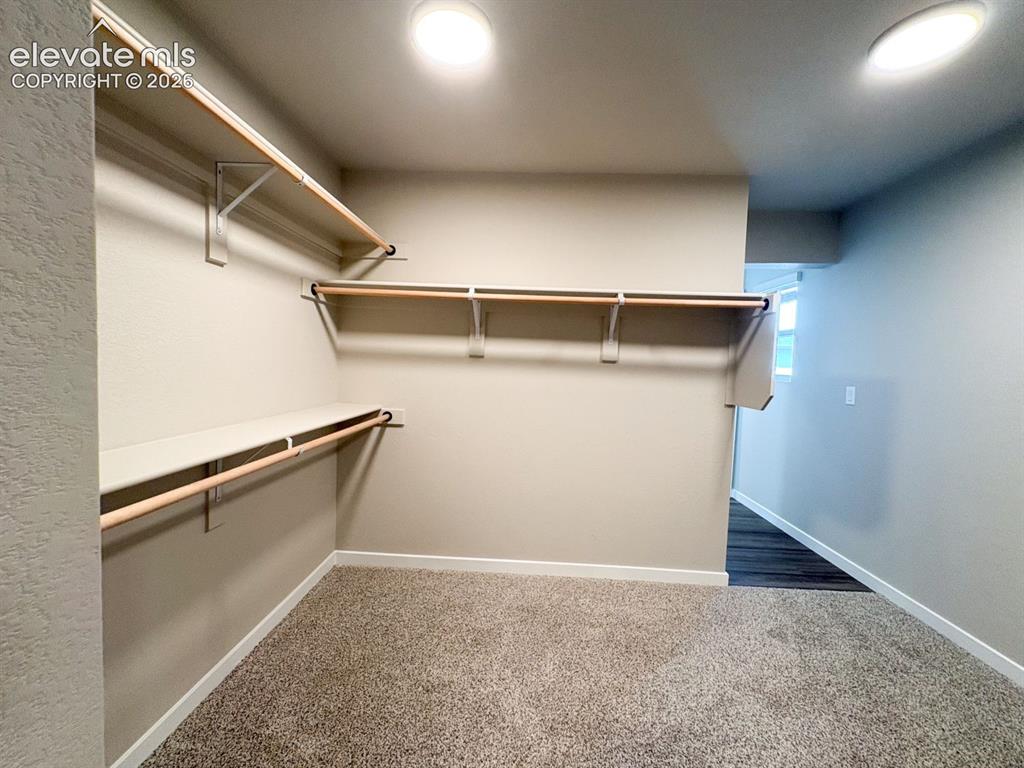 Image 15 of 23: Closet