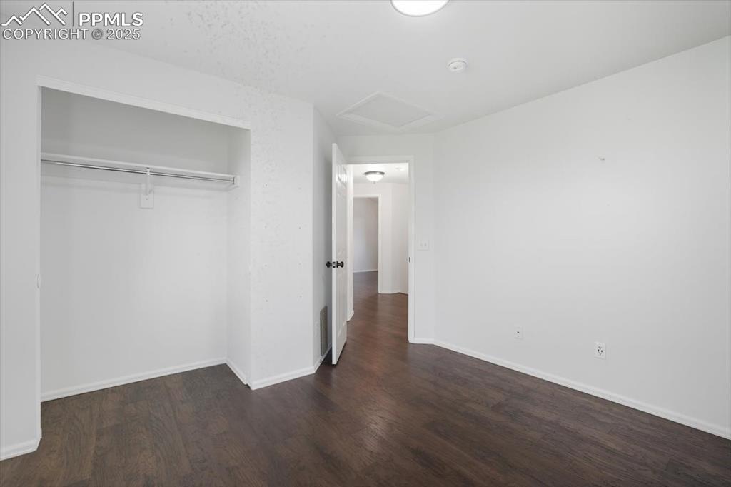 Image 11 of 28: Bedroom