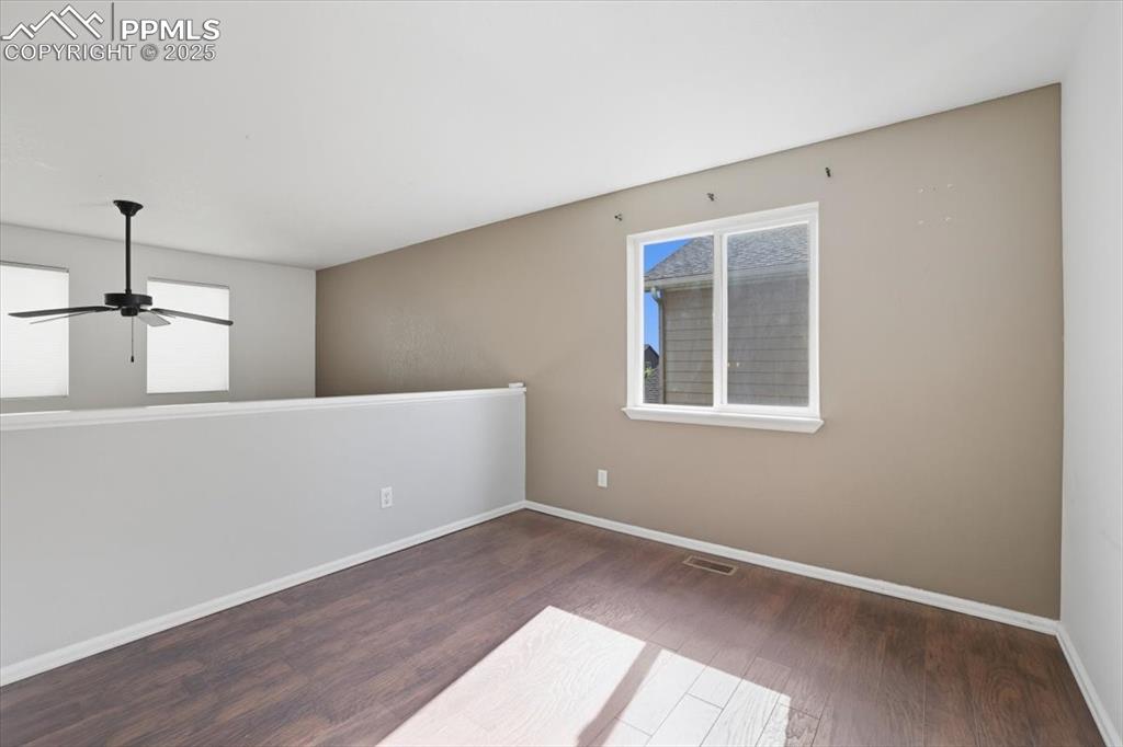 Image 21 of 28: Loft