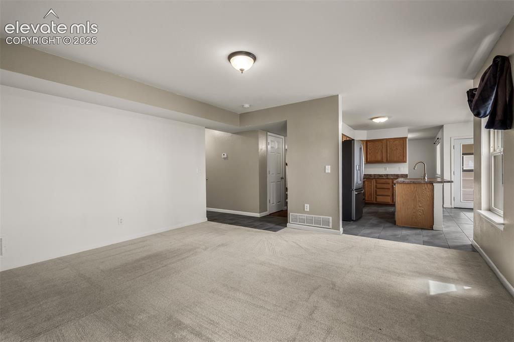 Image 21 of 46: Family Room