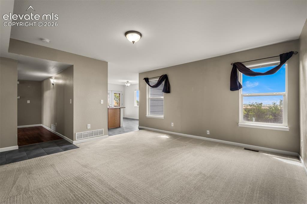 Image 22 of 46: Family Room