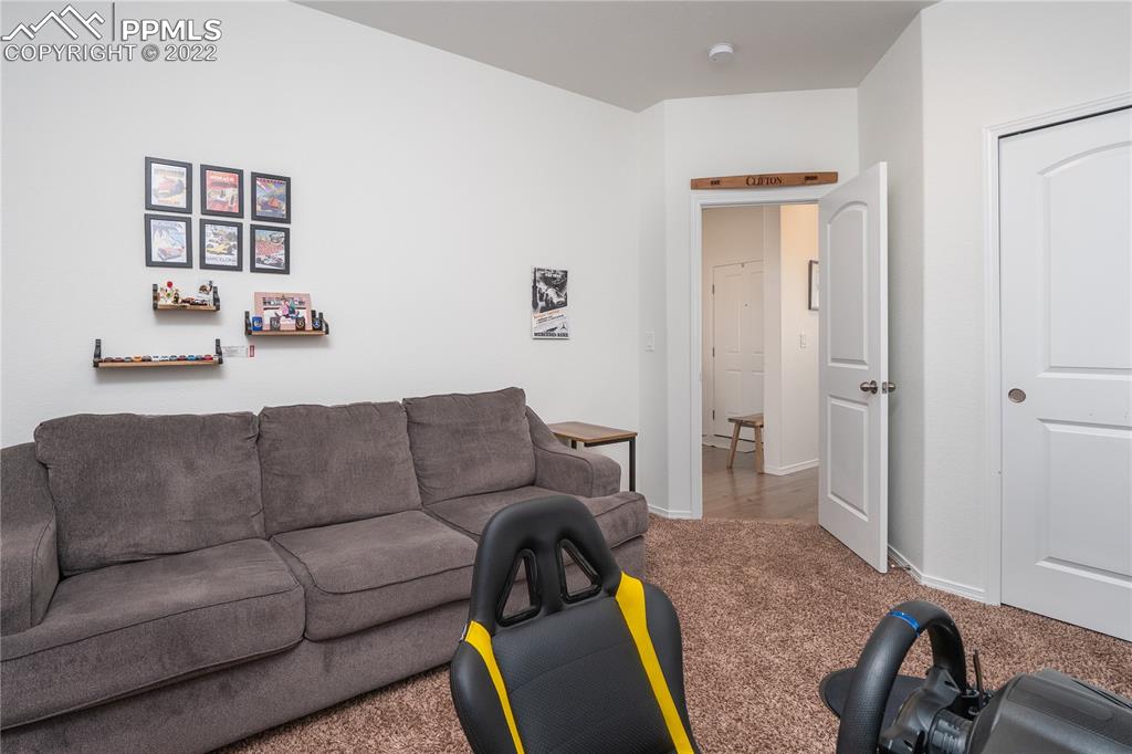Listing 4373540, Image 13 of 37