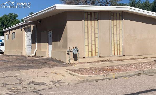 Image 2 of 4: Front 1 - 212 A