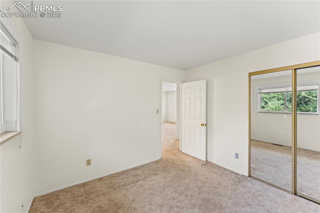 Image 16 of 39: Bedroom