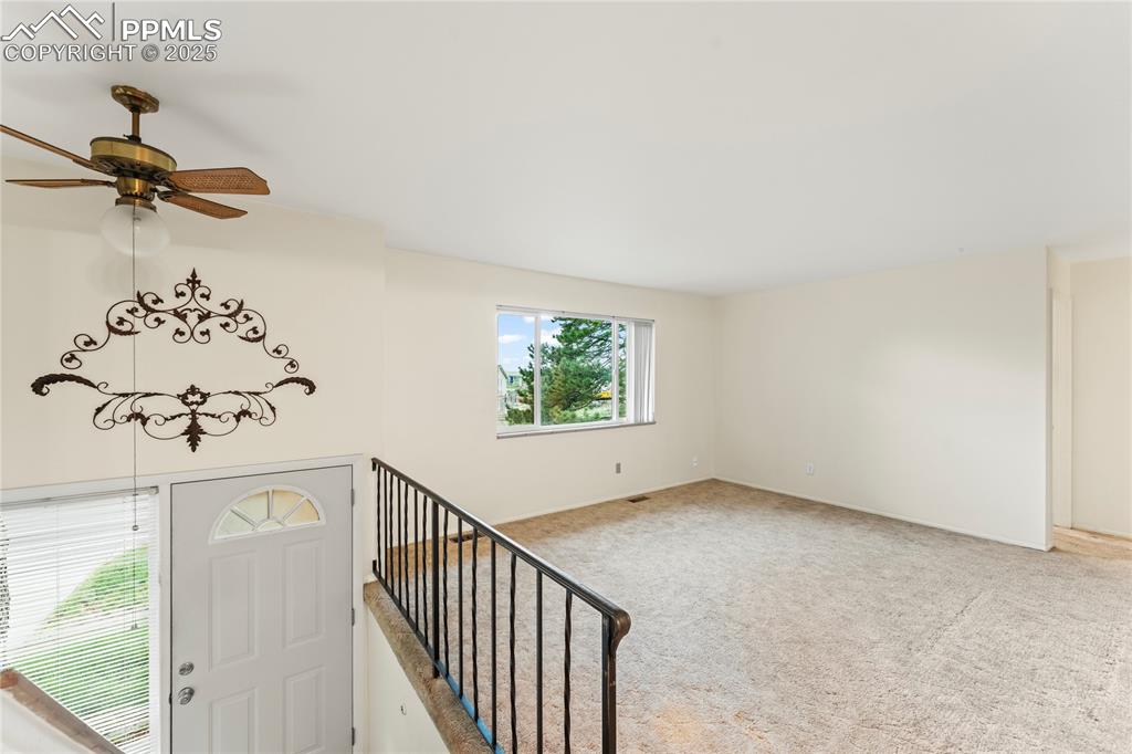 Image 8 of 39: Entry