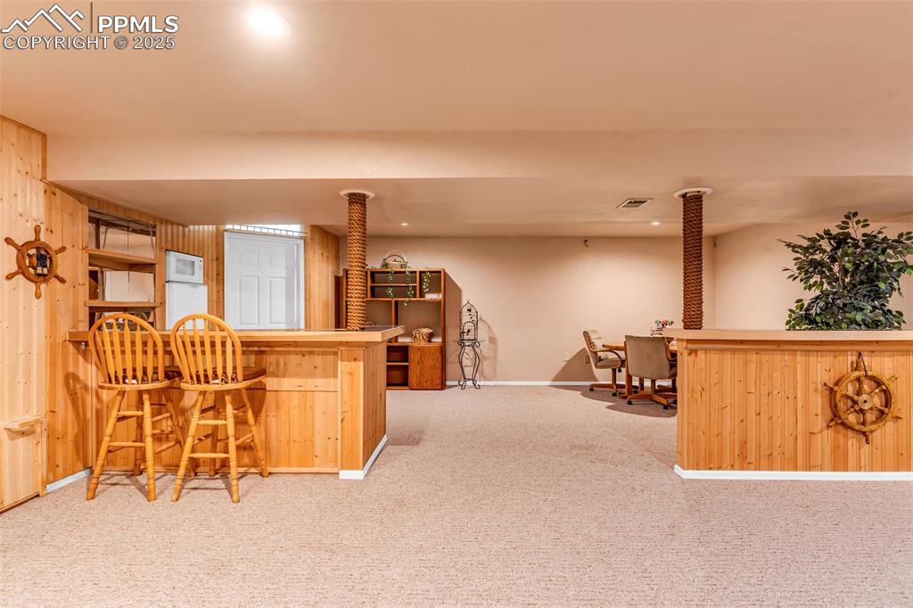 Image 36 of 50: Kitchen