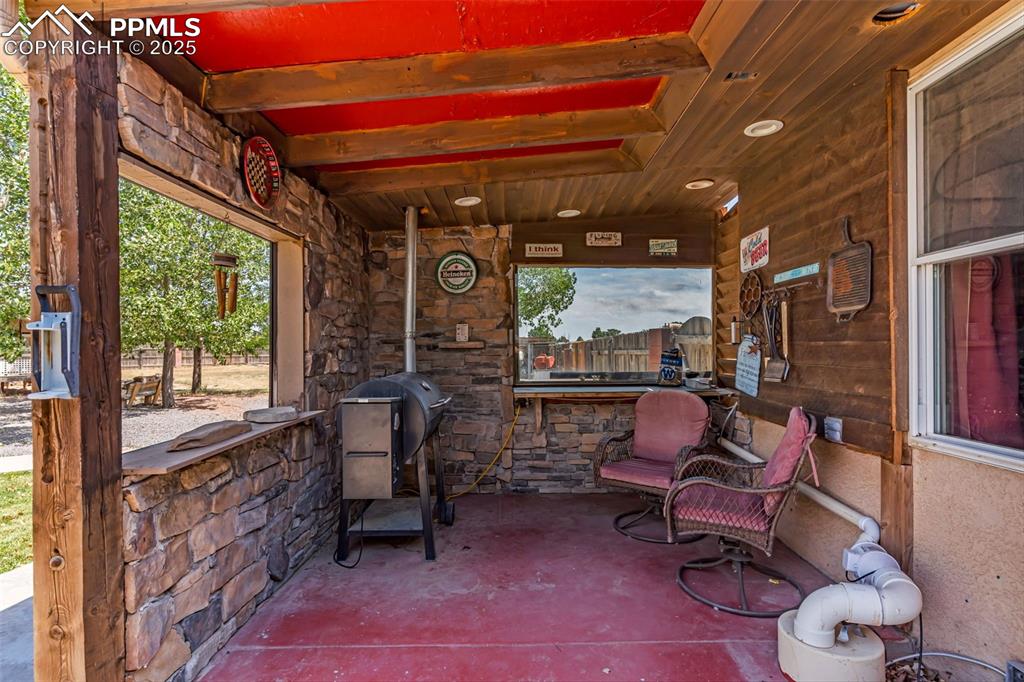 Image 44 of 50: Patio