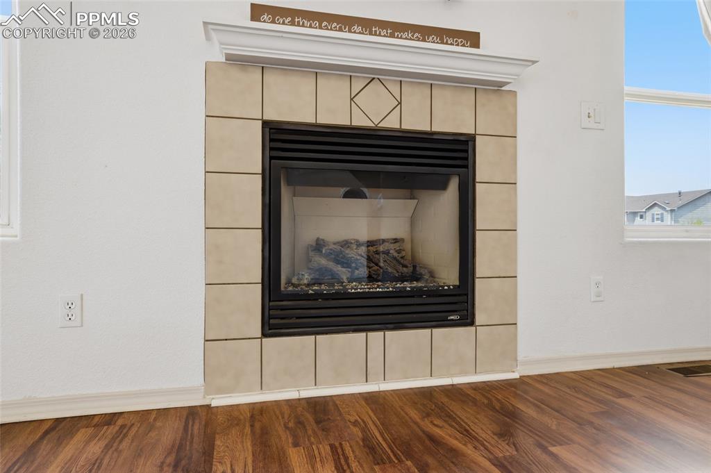 Image 11 of 40: Other