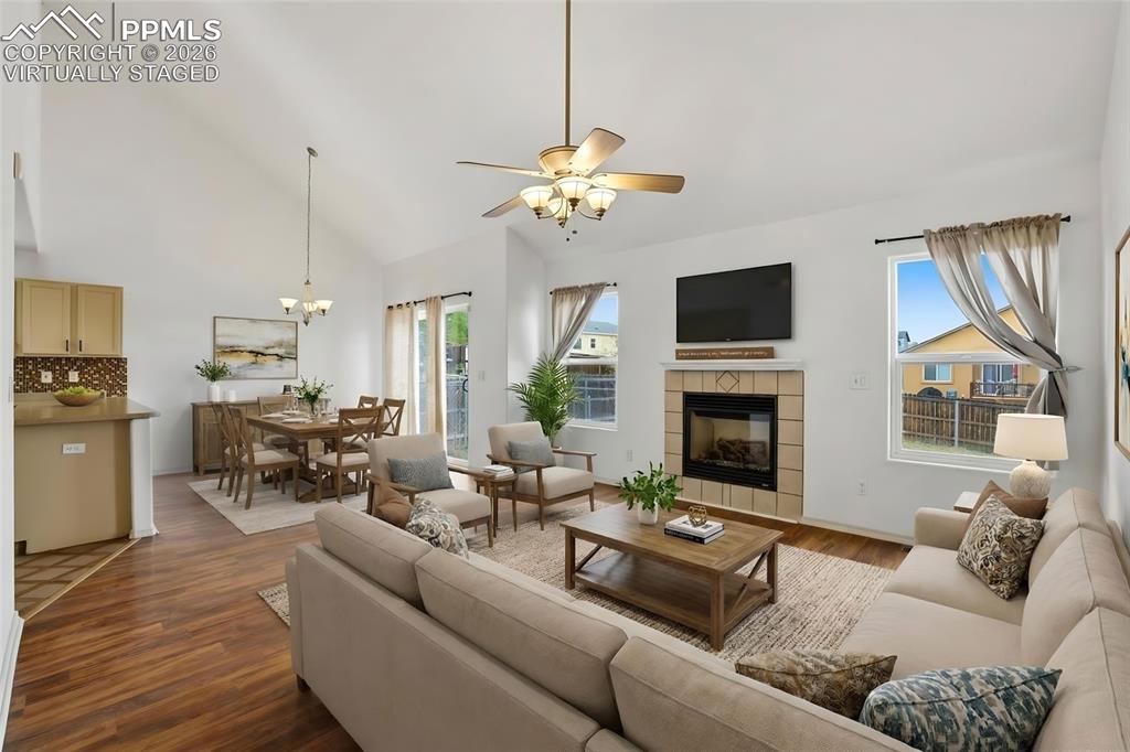 Image 9 of 40: Virtually staged