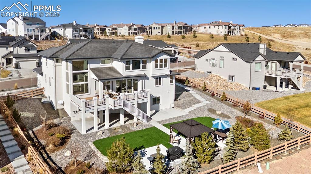 Image 46 of 49: Back of Structure