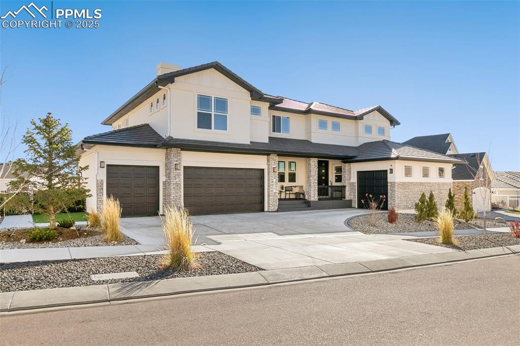 Image 7 of 49: Front of Structure