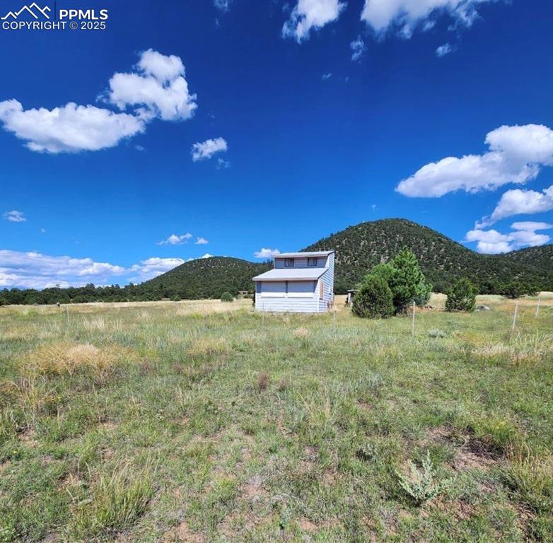 Image 14 of 18: View