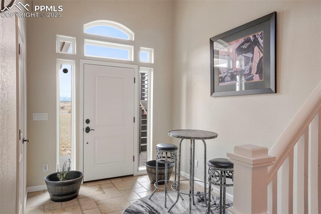 Image 41 of 50: Entry