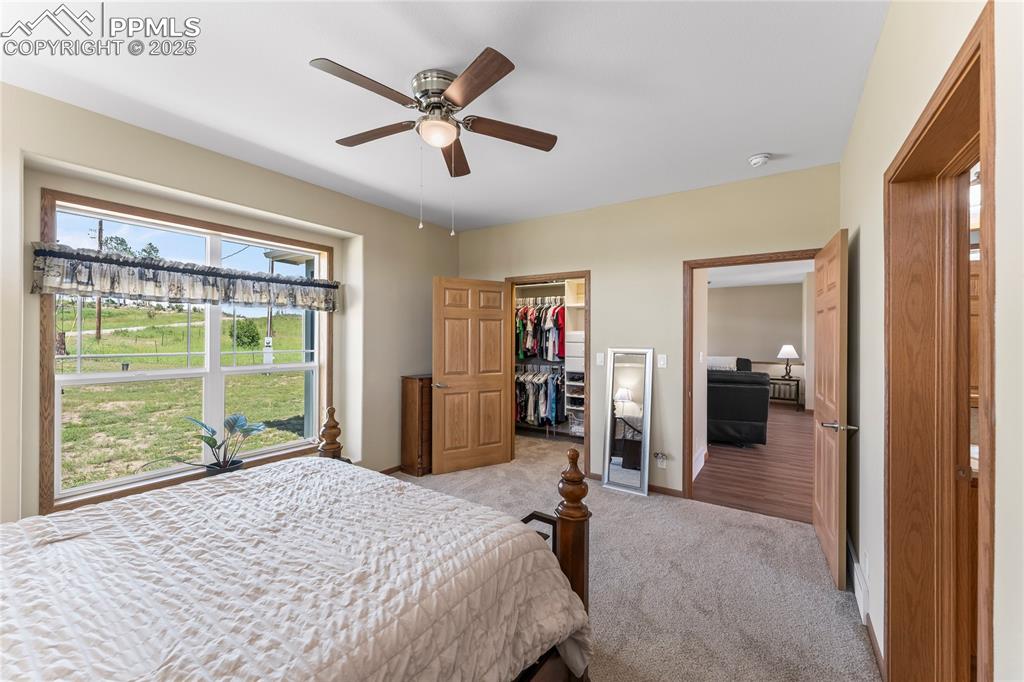 Image 9 of 38: Bedroom
