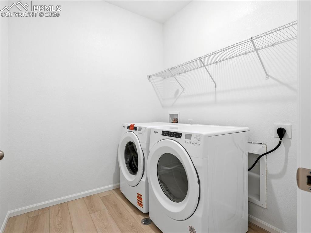 Image 9 of 45: Laundry