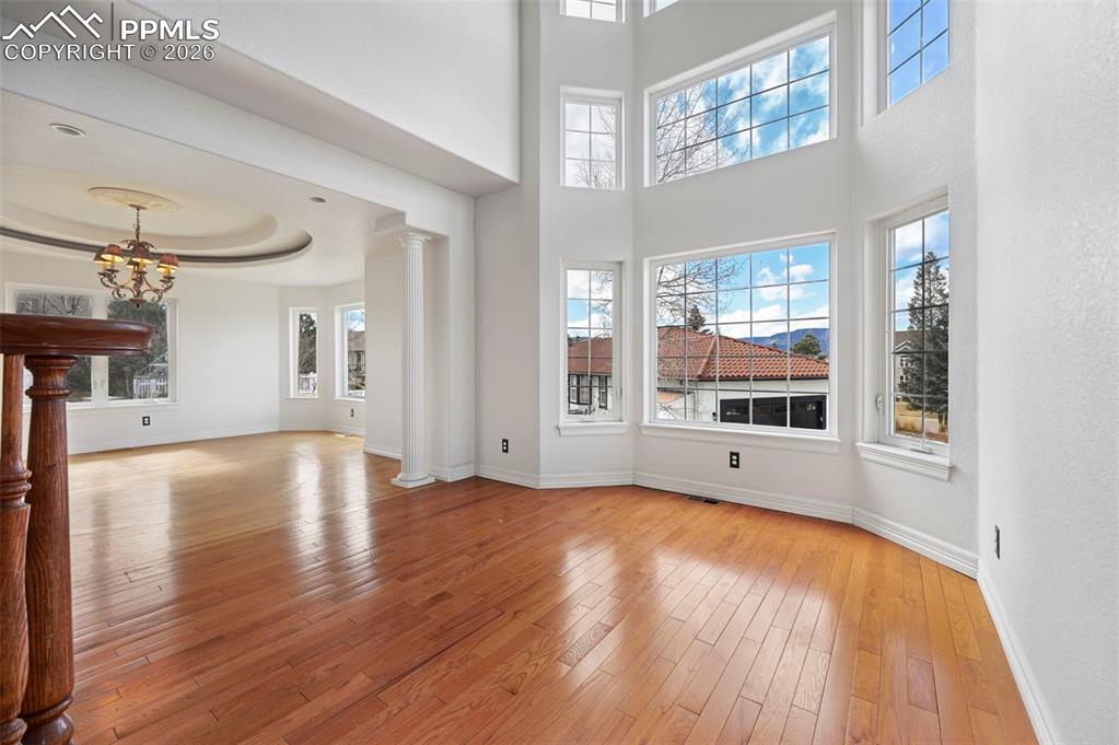 Image 5 of 49: Living Room