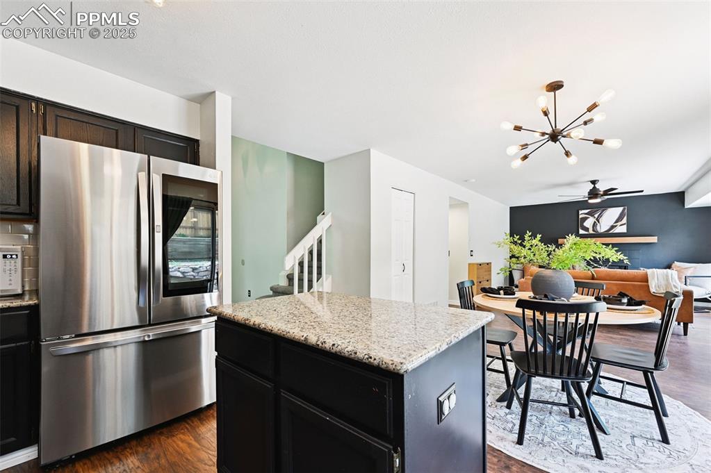 Image 8 of 27: Kitchen