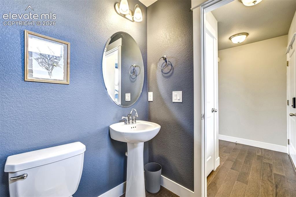 Image 8 of 35: Bathroom