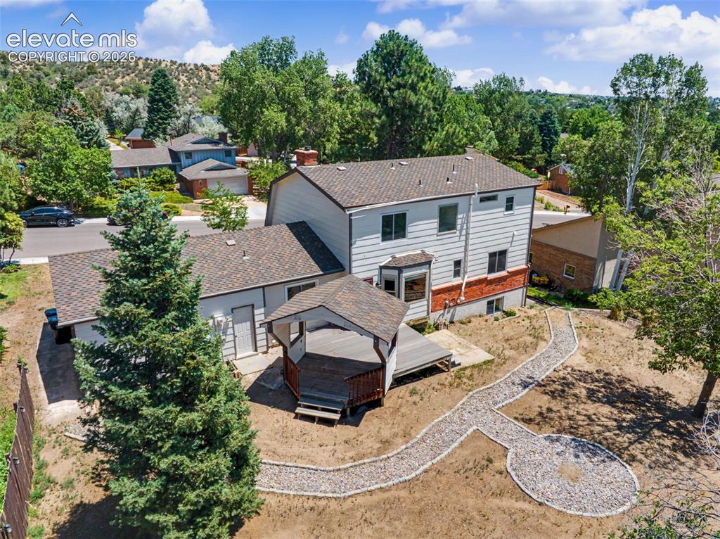 Image 44 of 49: Aerial View of Property & Surroundings