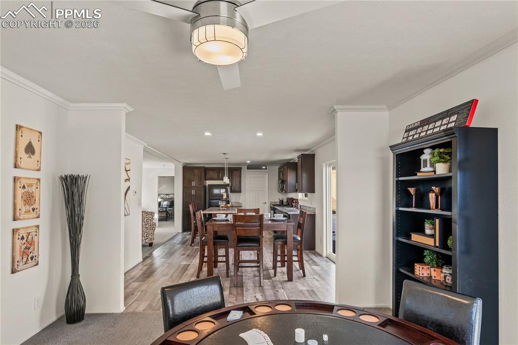 Image 2 of 28: Dining Area