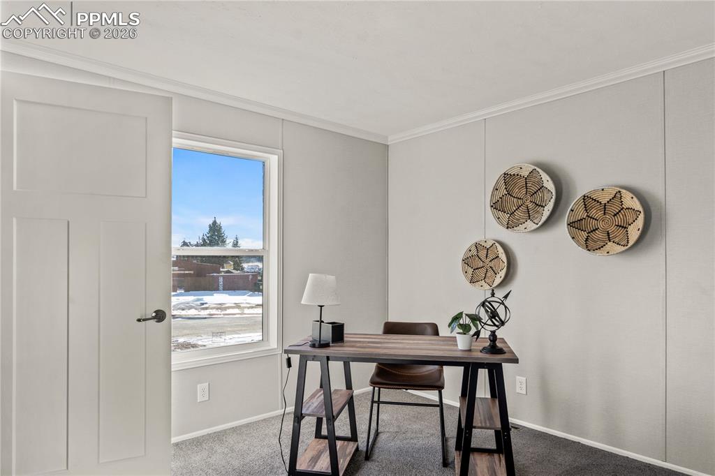 Image 6 of 28: Office