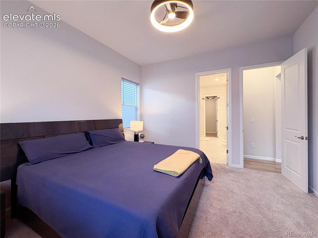 Image 15 of 30: Bedroom
