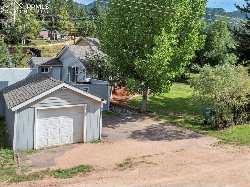 Image 27 of 27: Ready to meet your perfect mountain home?
