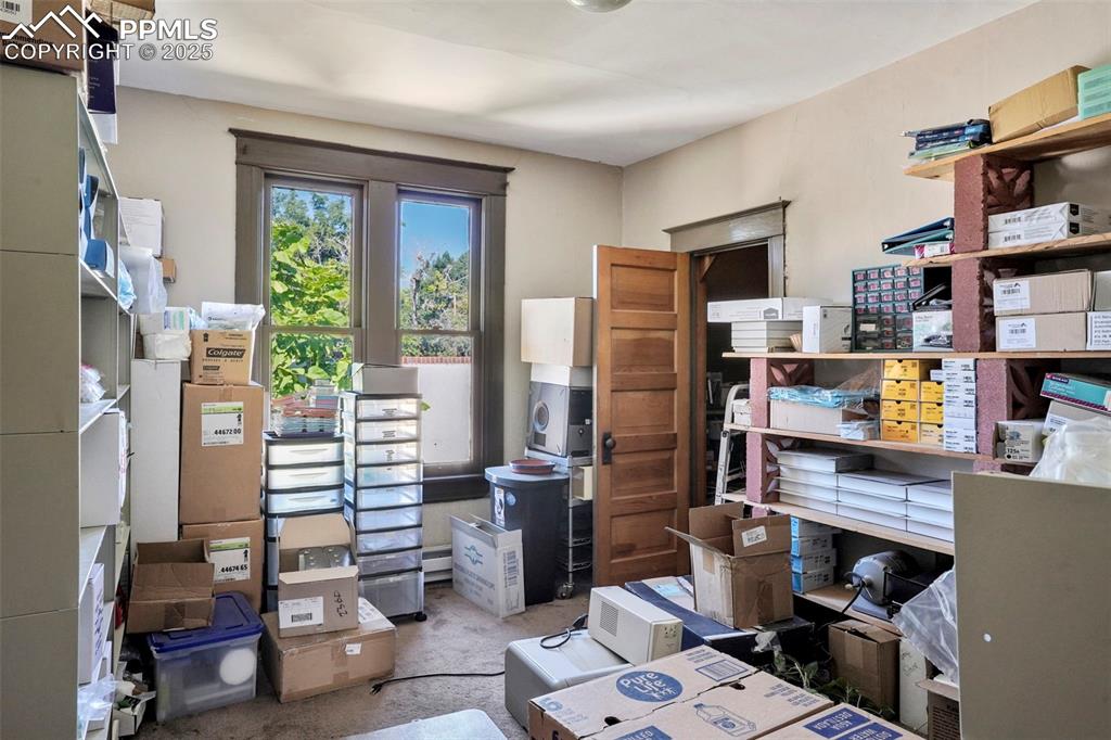 Image 18 of 28: View of carpeted office