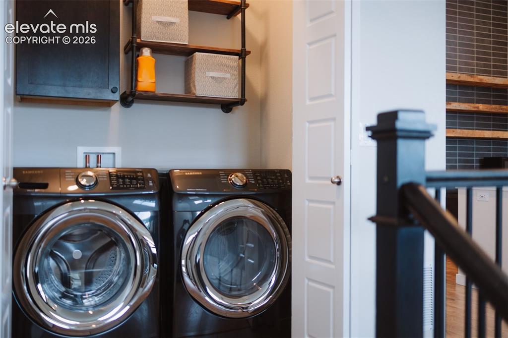 Image 24 of 42: Laundry
