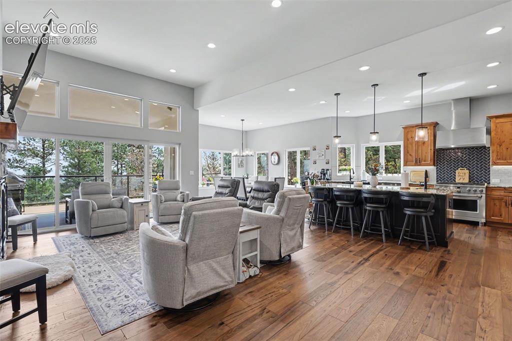 Image 8 of 48: Living Room