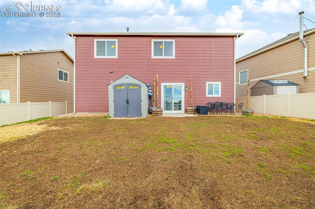 Image 35 of 37: Back of Structure