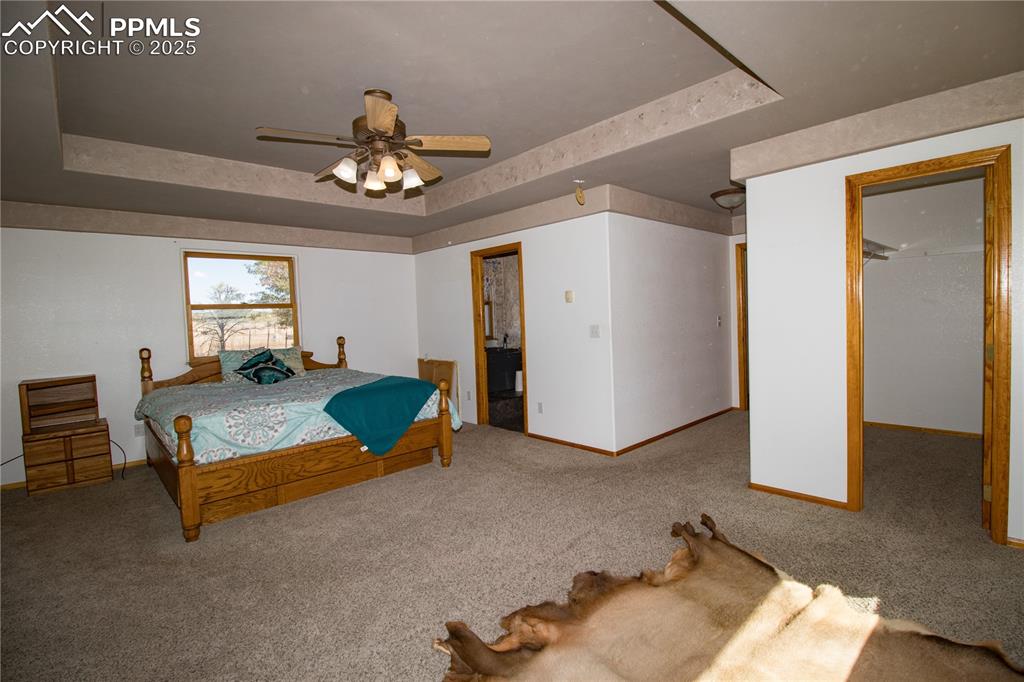 Image 14 of 31: Bedroom