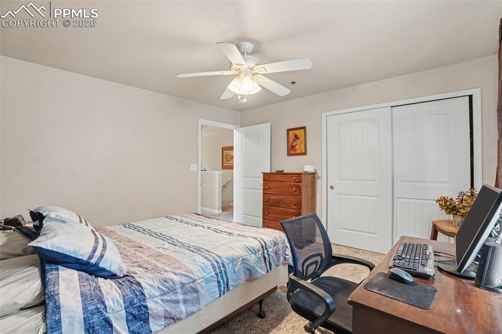 Image 12 of 31: Bedroom