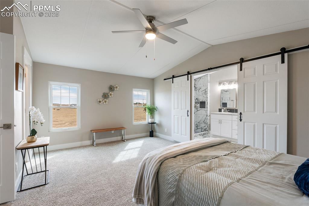 Image 21 of 35: Bedroom