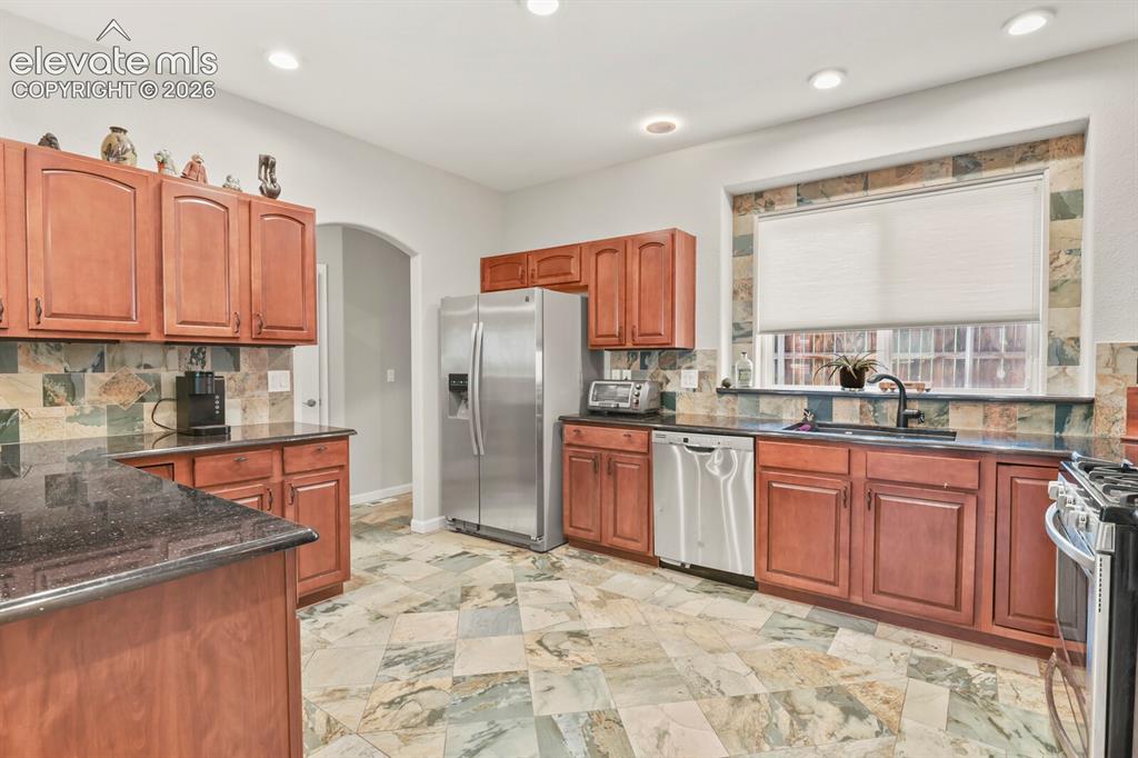 Image 7 of 38: Kitchen