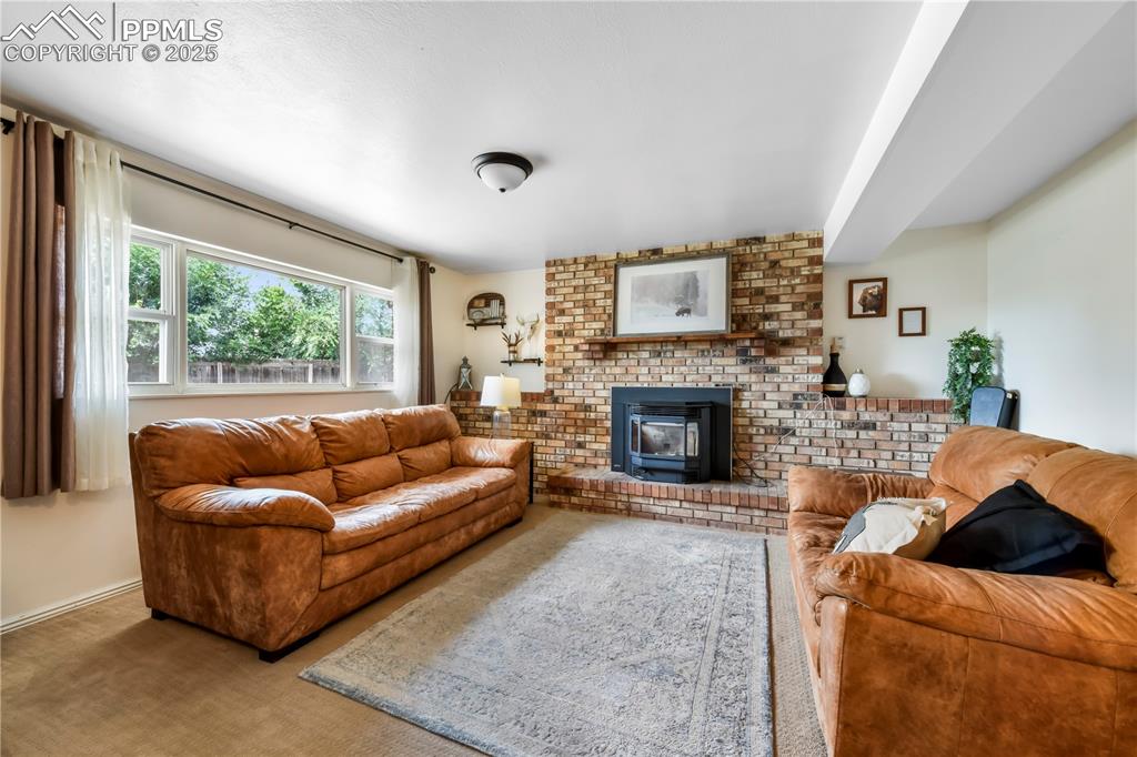 Image 15 of 50: Living Room