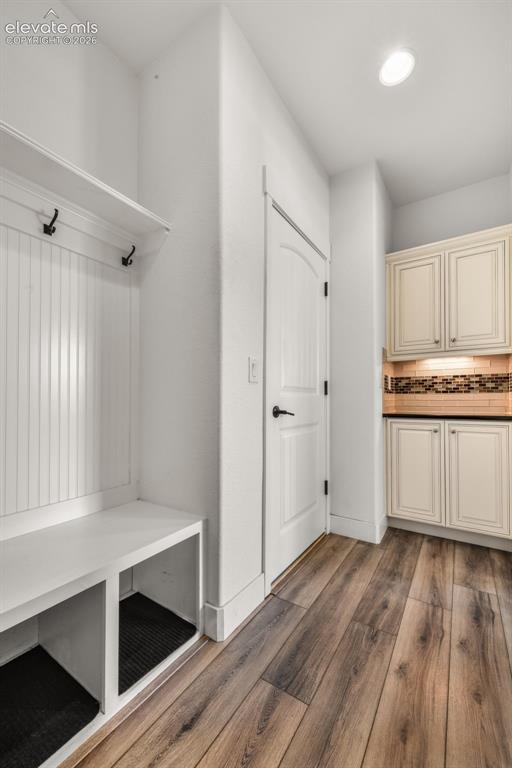 Image 14 of 50: Mud Room