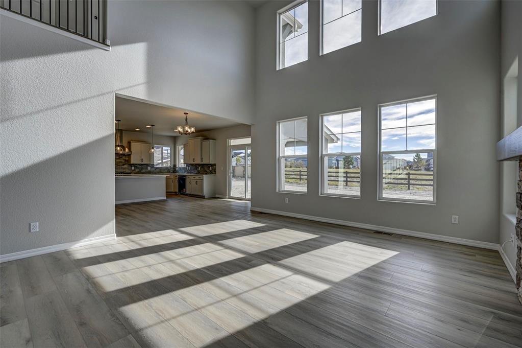 Image 17 of 37: Living Room