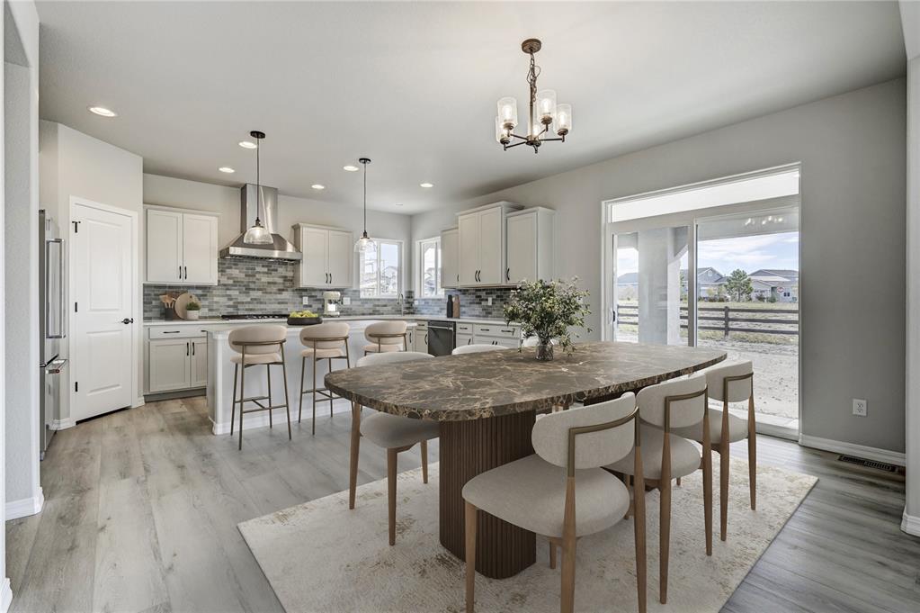 Image 5 of 37: VIRTUALLY STAGED