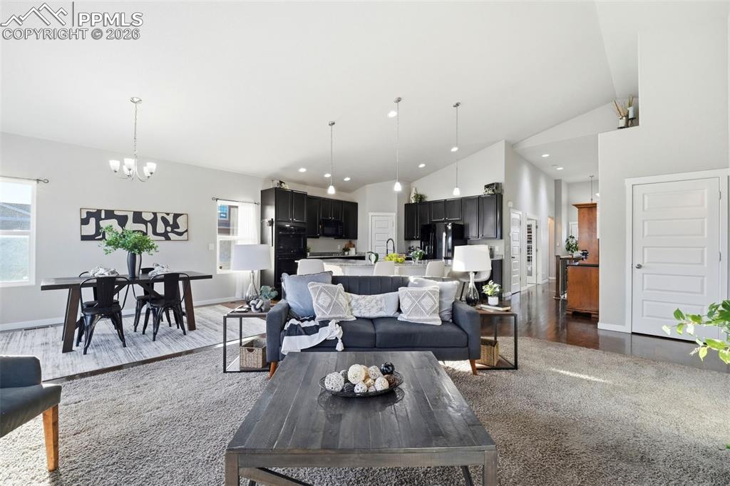 Image 24 of 50: Living Room