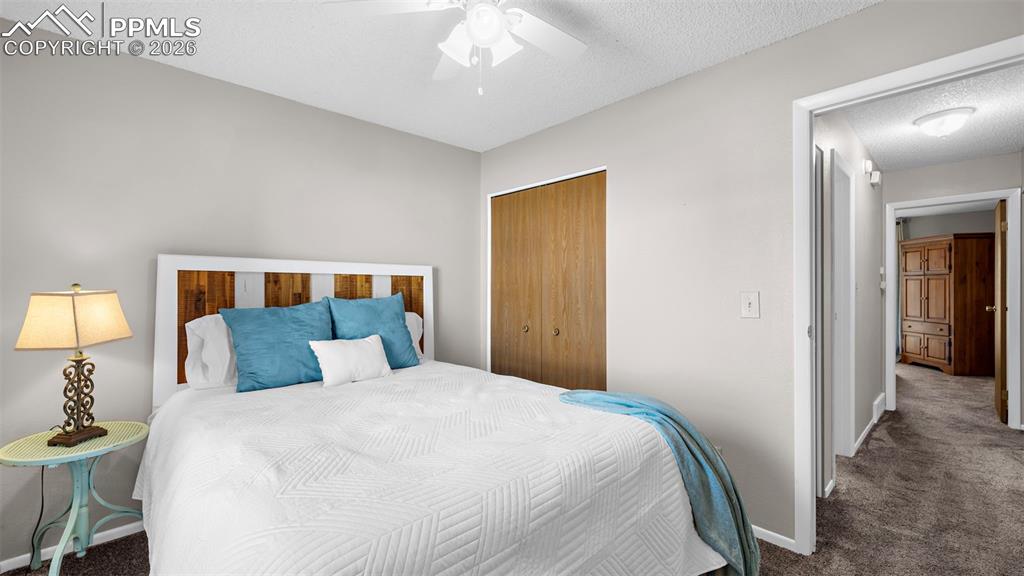 Image 24 of 24: Bedroom