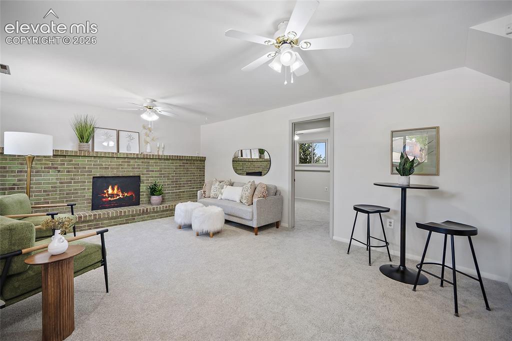 Image 21 of 47: Family Room