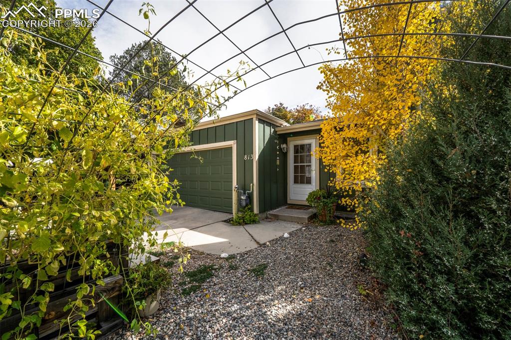 Image 3 of 26: Back of Structure