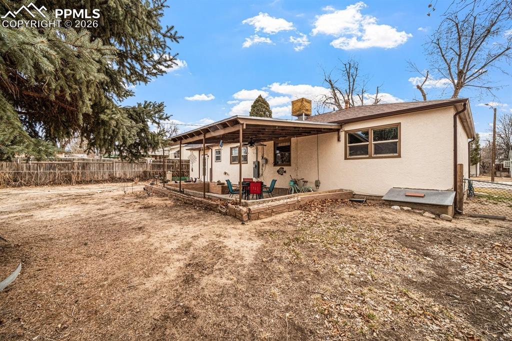 Image 24 of 24: Back of Structure