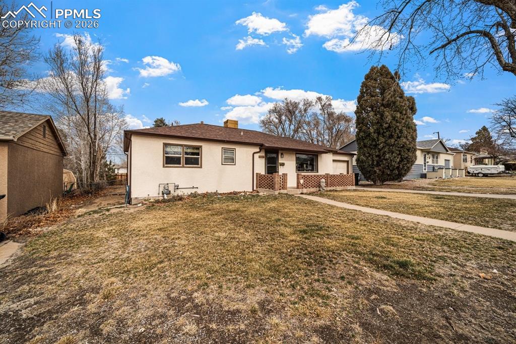 Image 3 of 24: Front of Structure