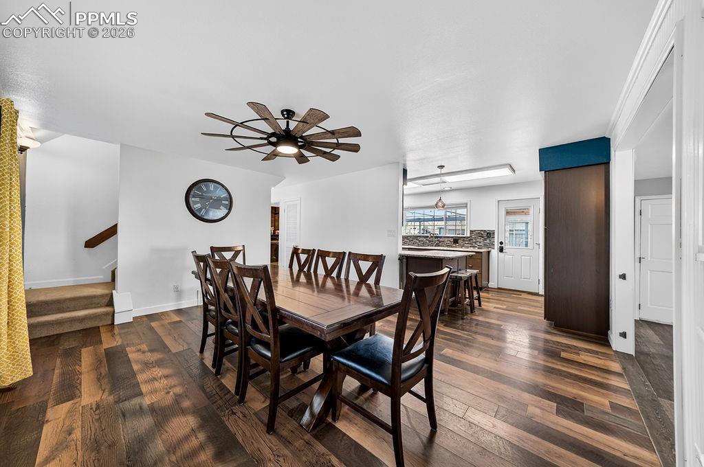 Image 10 of 46: Dining Room