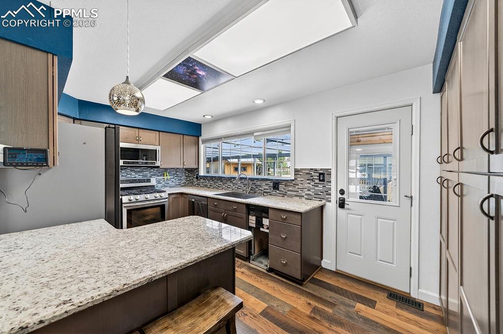 Image 14 of 46: Newly updated kitchen.