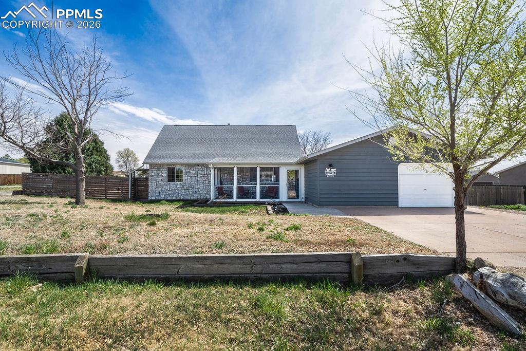 Image 2 of 46: Front of house