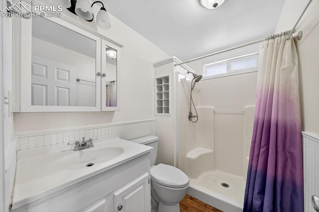 Image 30 of 46: Attached to second bedroom upstairs.