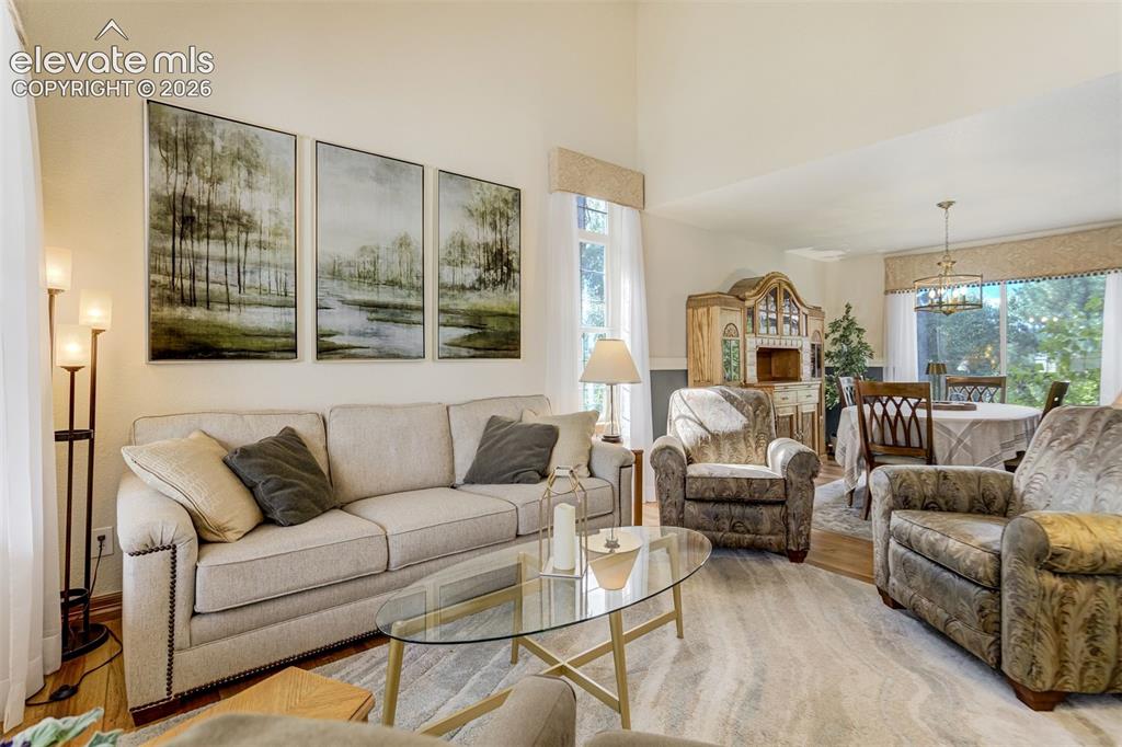 Image 10 of 50: Living Room